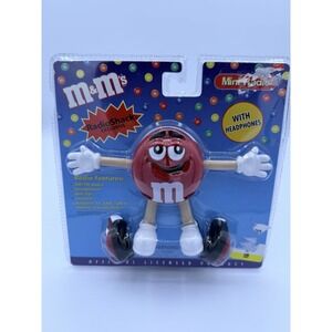 Vintage M&M's Red Character Mini Radio RadioShack Exclusive w Headphones NIB